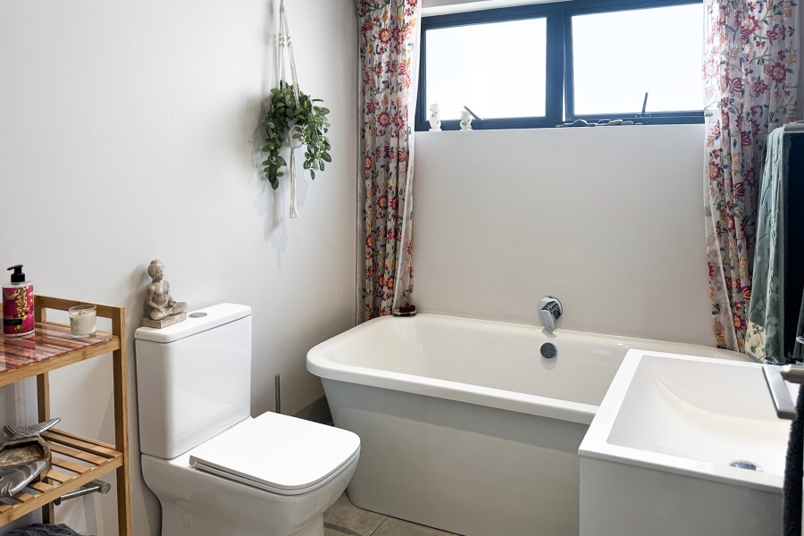 3 Bedroom Property for Sale in Wellington Central Western Cape